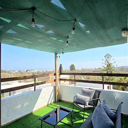 Vanas Roof Garden * Ampavris