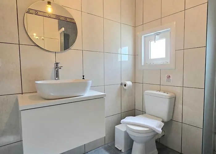 Vanas Roof Garden Ampavris